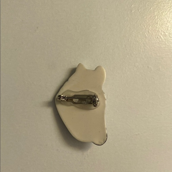 Zebra Patterned Brooch - Picture 2 of 2